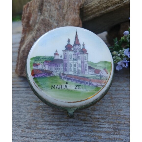 Vintage Snuff/Pill Box - Ceramic Victorian Style Patch Holder - Picture 1 of 10